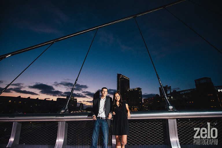 san-diego-downtown-skyline-at-sunset-engagement-photos-zelo-photography