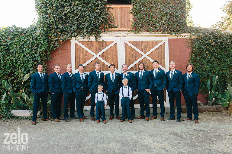 groomsman-navy-blue-suits-wedding-barn