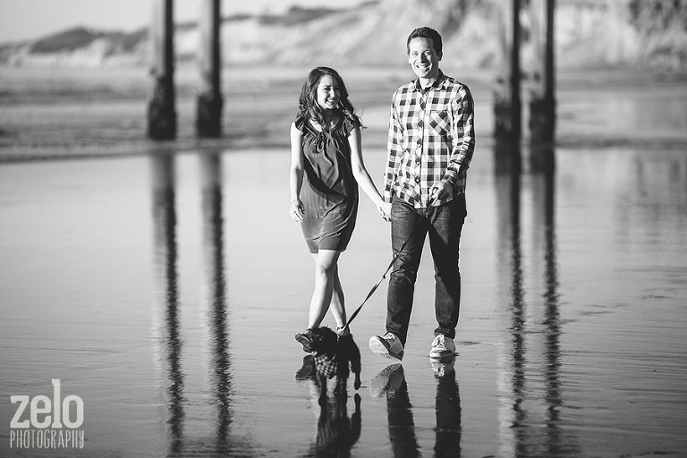 casual-beach-engagement-session-zelo-photography
