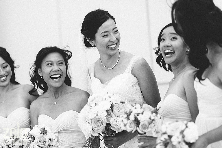 bride-and-bridesmaids-laughing