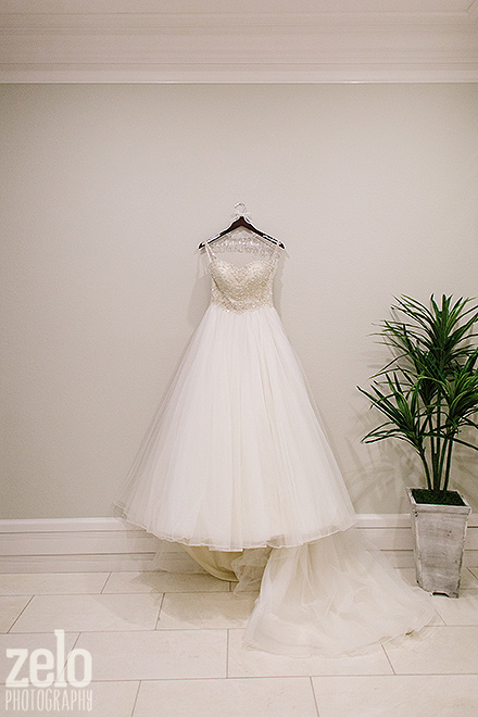 photo-of-a-wedding-dress