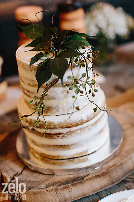small-wedding-cake