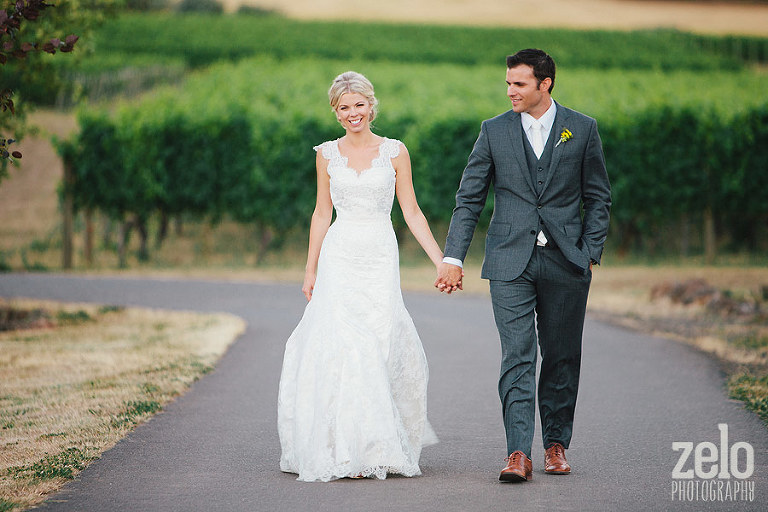 casual-bride-and-groom-zenith-vineyard-oregon-zelo-photography