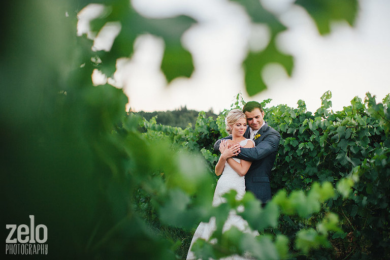 timeless-vineyard-wedding-photos-zelo-photography