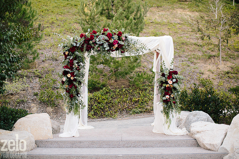 wedding-chuppah-floral-arrangement