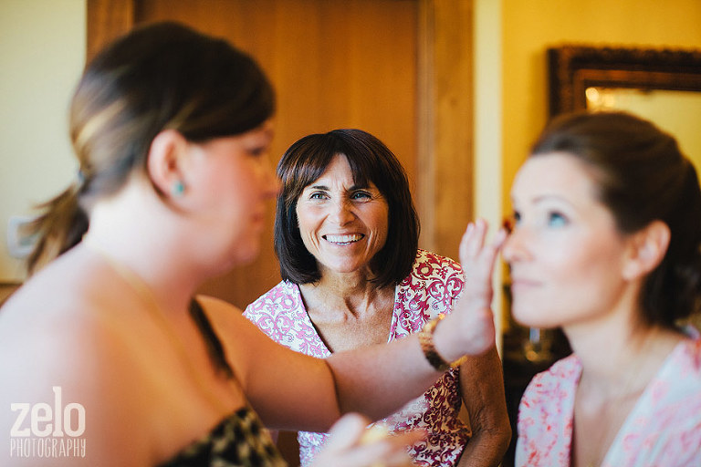 happy-mother-of-the-bride-oregon-wedding