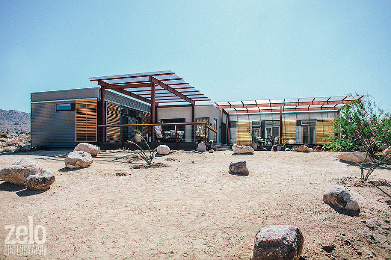 blu-homes-modern-prefab-architecture-photography-joshua-tree-1