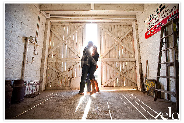 rustic-engagement-session-condors-nest-ranch